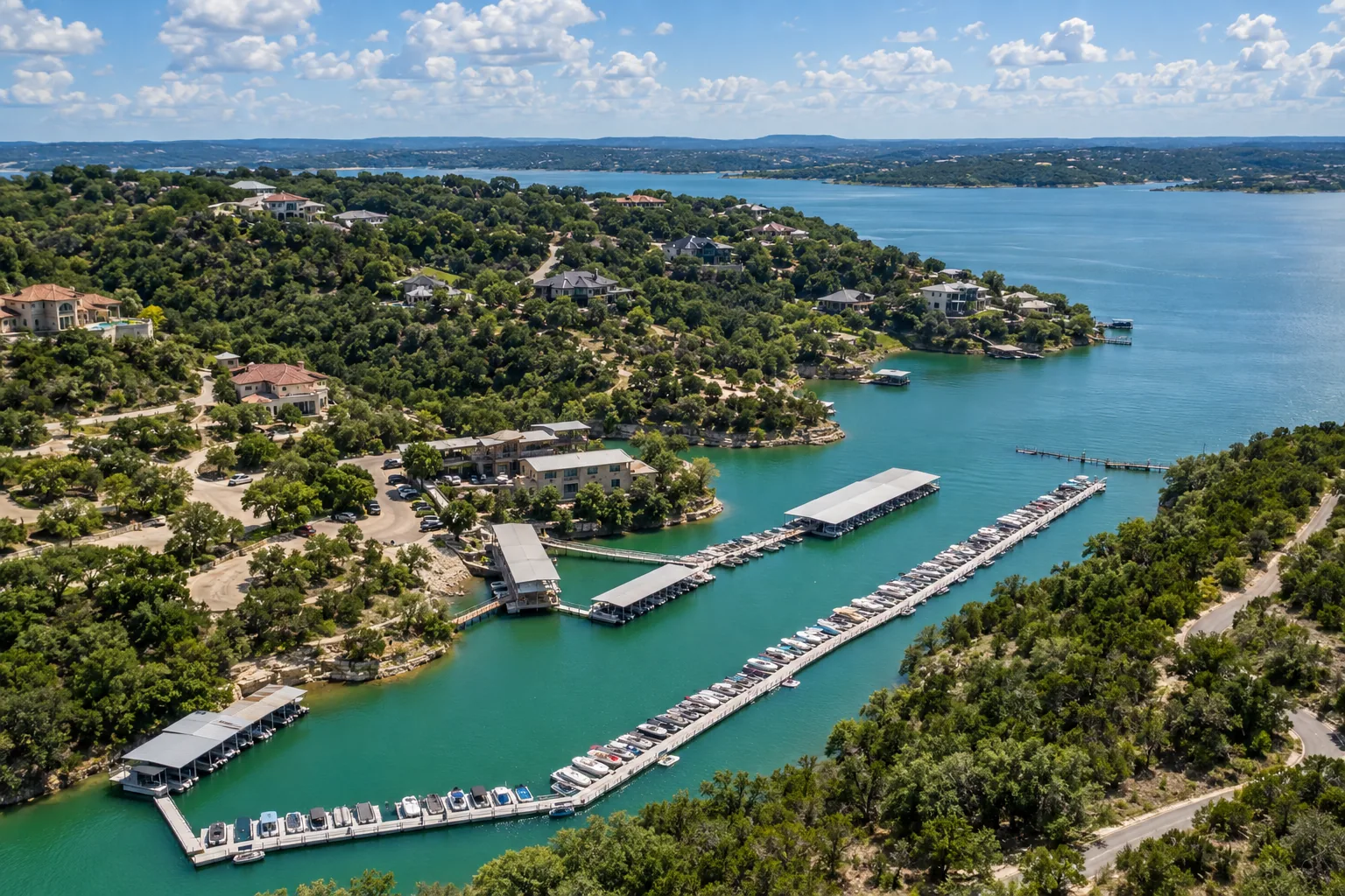 Lakeway, Texas: marina on Lake Travis
